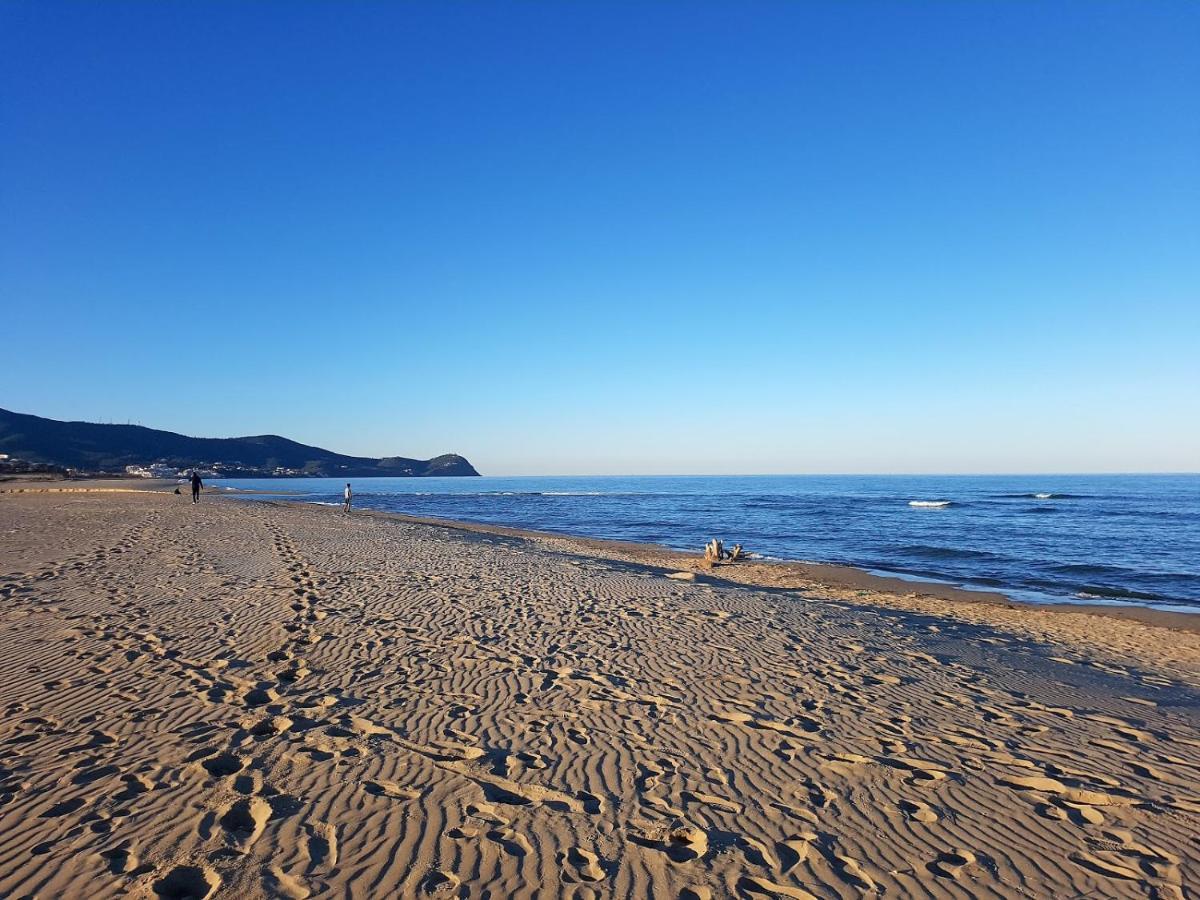 Piso Centrico Y A Pie De Playa. Lejlighed Martil Eksteriør billede